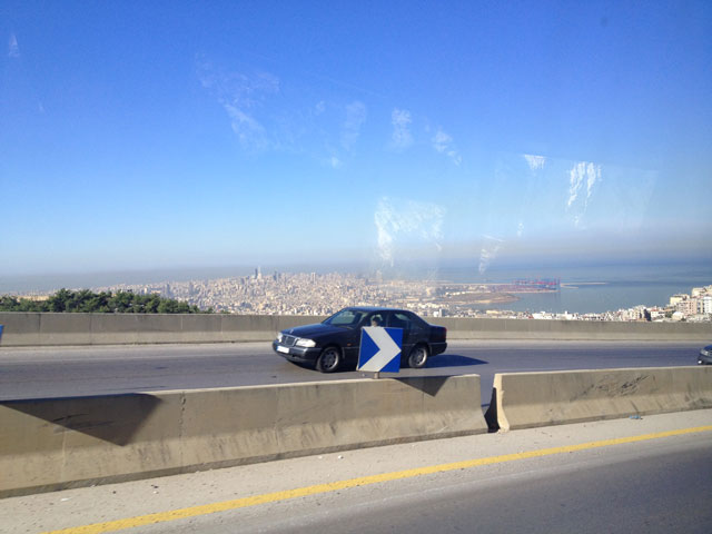 skyline-di-beirut-dal-bus