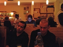 si-mangia-si-beve-ci-si-connette